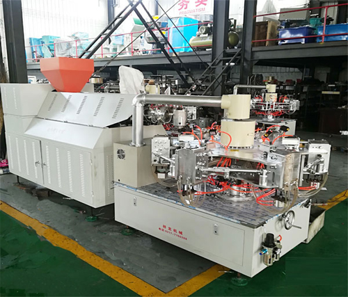 六模轉(zhuǎn)盤(pán)吹塑機(jī)