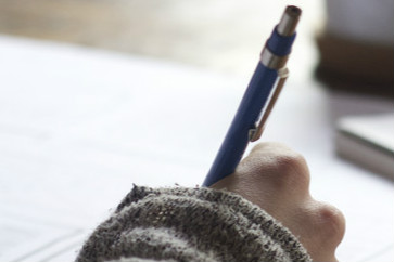 2017年初級會計(jì)職稱考試各批次試卷題目一樣嗎？