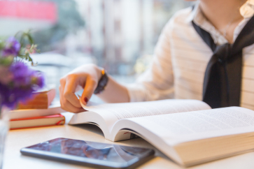 《中級會計實(shí)務(wù)》答疑精華：土地使用權(quán)的處理