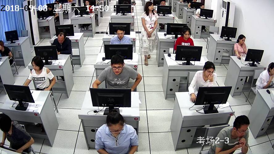 中級(jí)會(huì)計(jì)考試考場(chǎng)