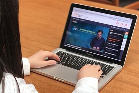 初級(jí)會(huì)計(jì)職稱考試沖刺 該看書還是做題?