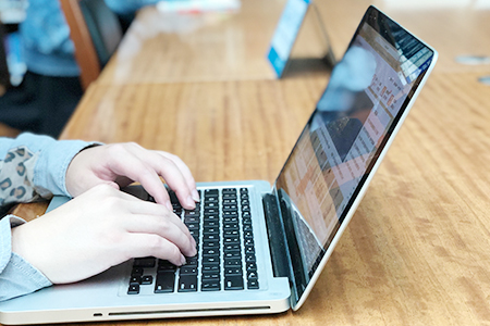 2019年海南中級(jí)會(huì)計(jì)師報(bào)名必須滿足條件！