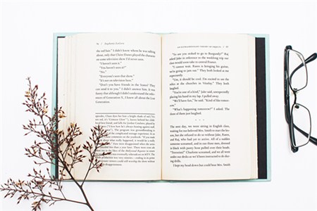 cpa看教材還是輕松過關(guān)？