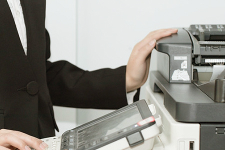 進(jìn)入稅務(wù)師職業(yè)資格考試報(bào)名系統(tǒng)登錄界面后怎樣打印準(zhǔn)考證？