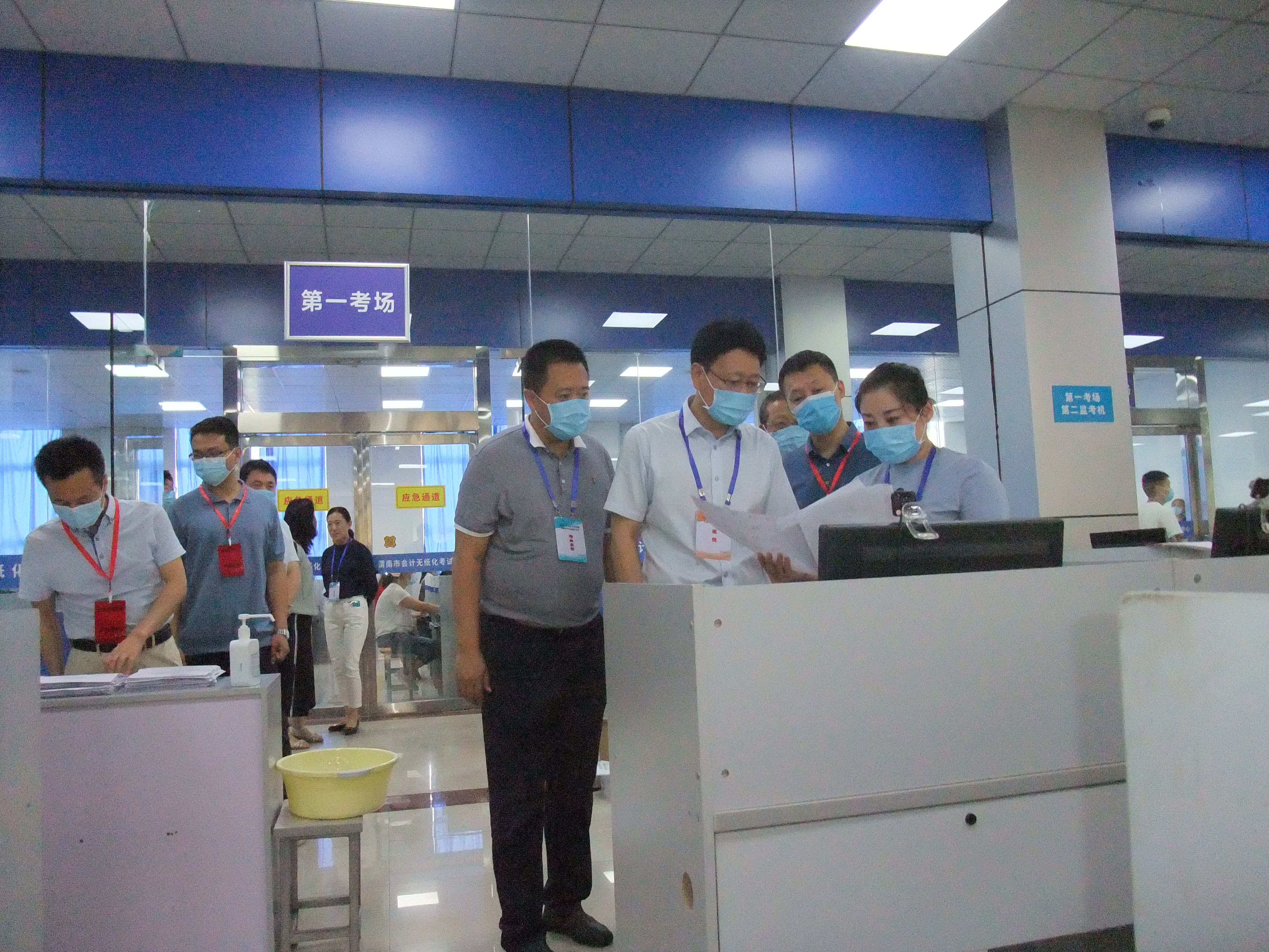 領導重視，靠前指揮