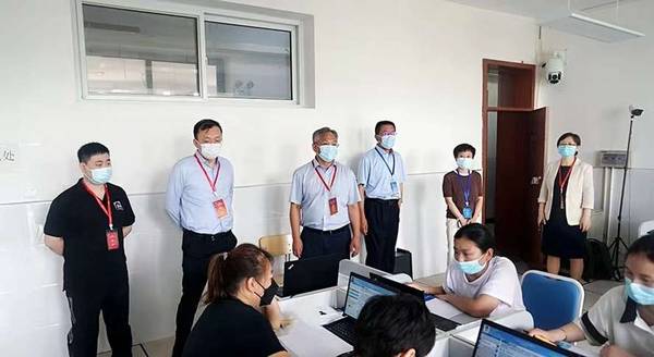 2022初級會計報考人數(shù)為325萬人